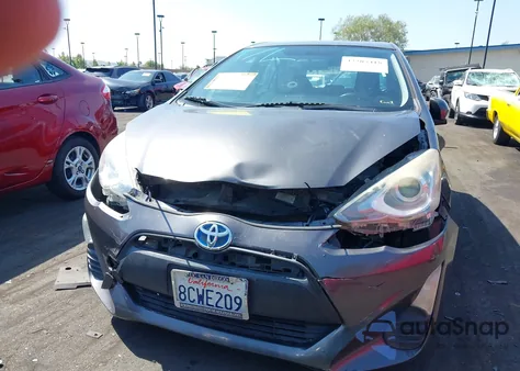 2016 Toyota Prius C One из США, поврежденный, VIN JTDKDTB36G1126552